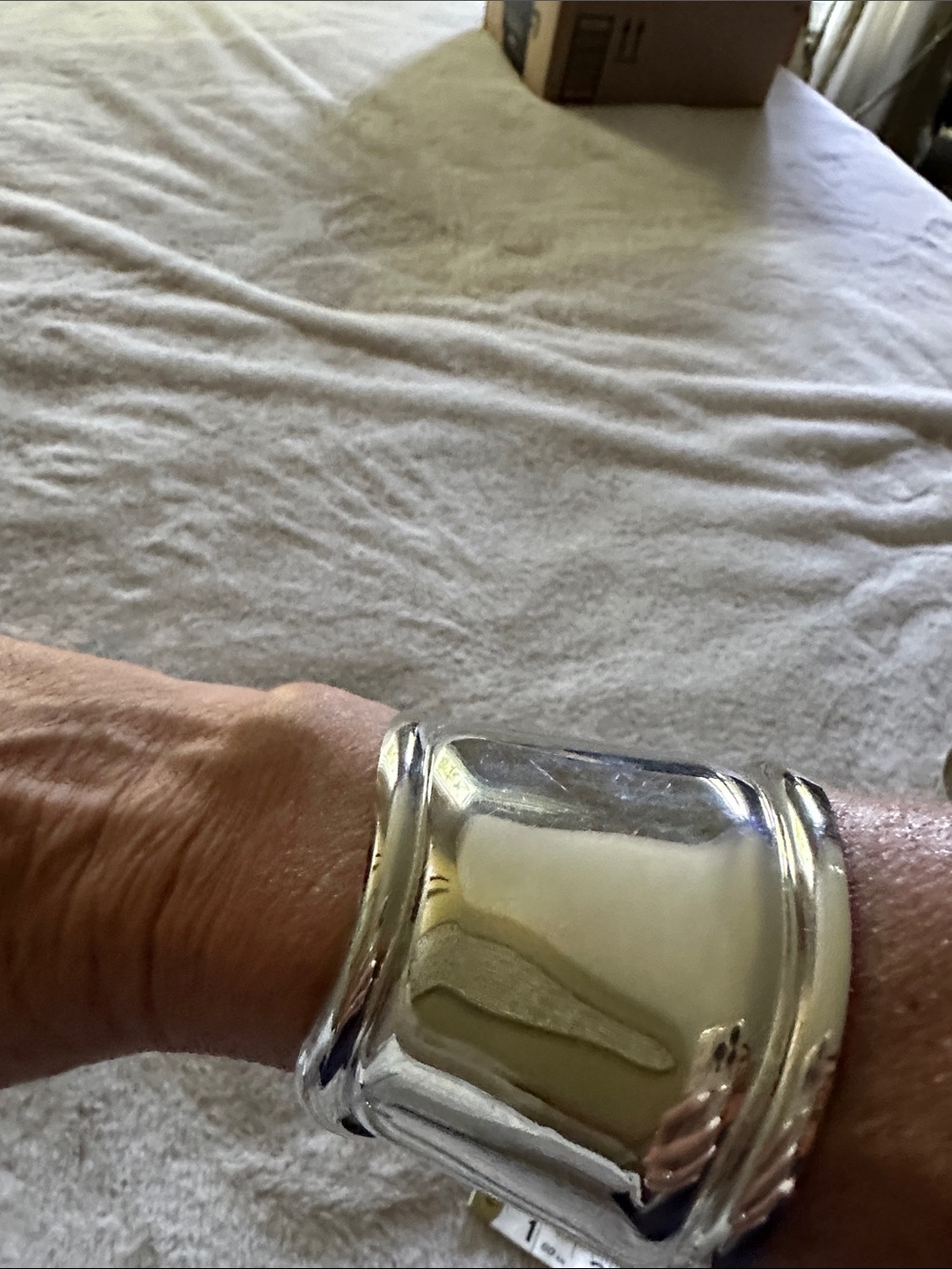 Silver Metallic Smartwatch-Style Fashion Cuff (Silver)